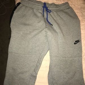 nike sweats